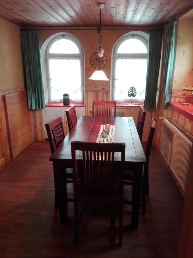 Ferienzimmer Saatmann 아모어바흐 외부 사진